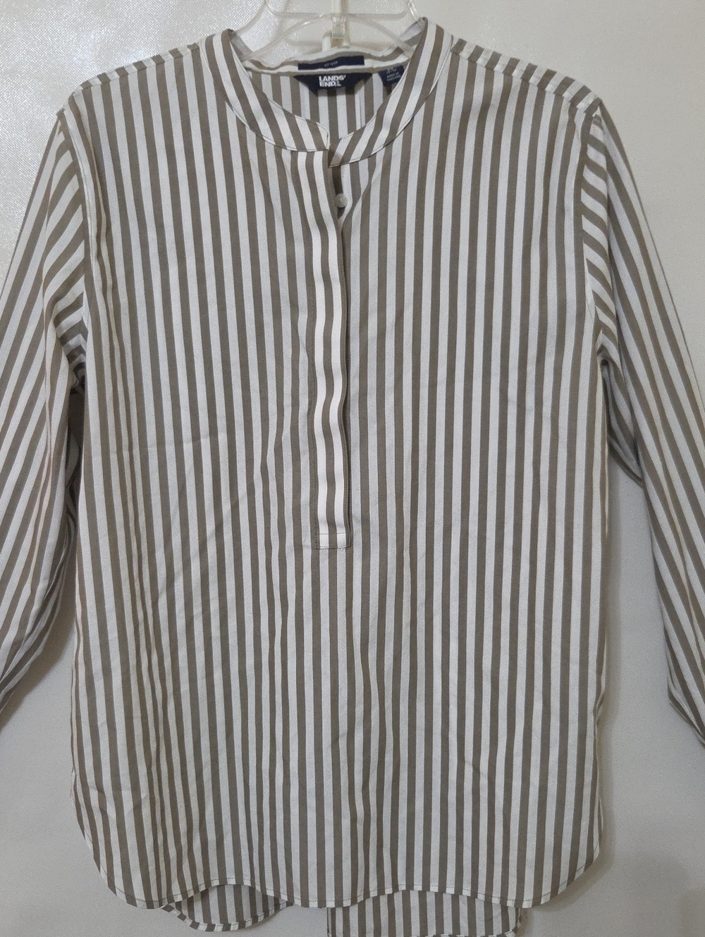 Lands' End Women's White and Brown Stripe Band-Collar Hi-Low Hem Blouse - Size M